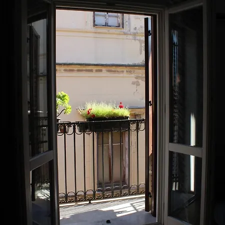 La Finestra Sulla Cala Apartment *